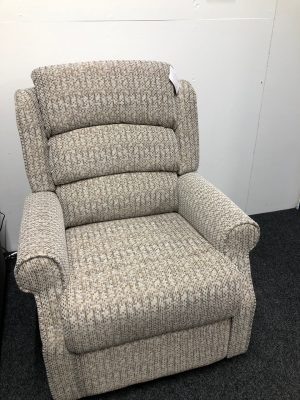 Riverfield Riser Recliner Chair Natural